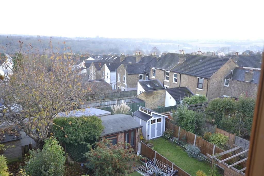 The Hive 4 Bed House Pool Table Air-Con Villa Maidstone Exteriör bild
